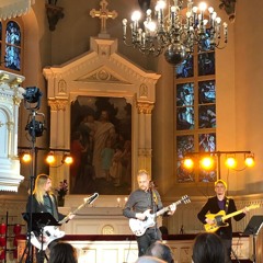 Oisko Pitänyt? Ville Saarela & Auringon kukko