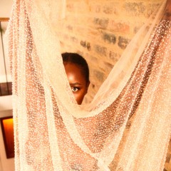 Weaves of intimacy