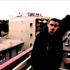 Bloody Hawk - Μεταξύ Μας