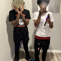 Mere0fficial-Tray5smoking