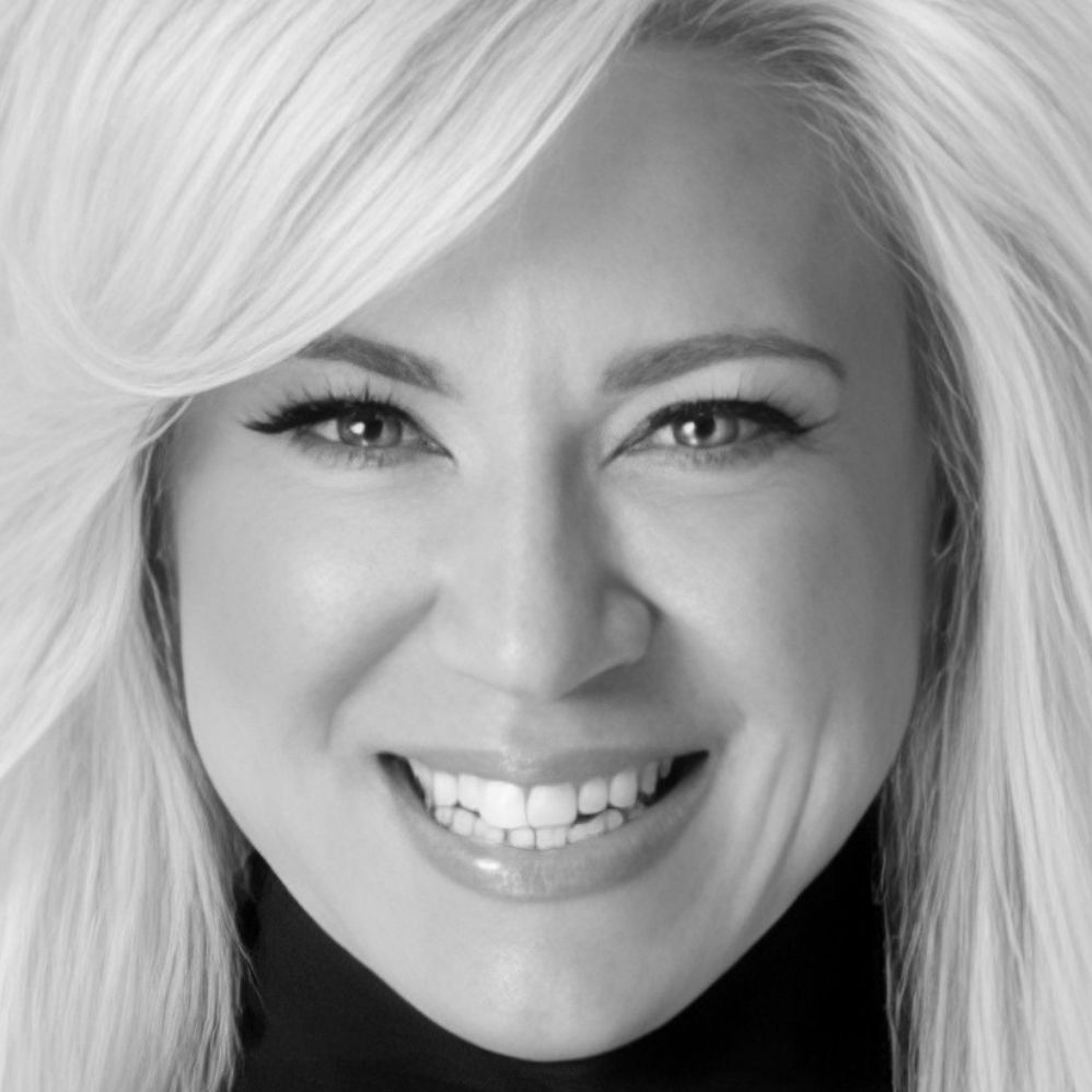 Theresa Caputo aka "Long Island Medium" on Internet Scams, Impostors, Deepfakes, Social Media