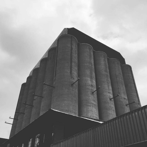 Dogstarr & Craig Massiv - Decomposing Beethoven