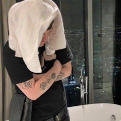 Luxury- Yeat (lyck on YT)