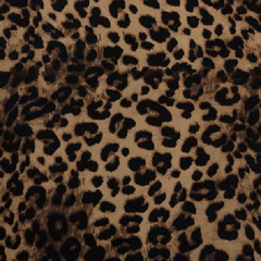 kisses on my sweater - INPARIS