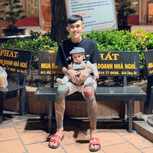 NGƯỜI VIỆT NGHE NHẠC HOA - KhangMom Ft ThànhĐạt