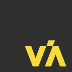 Stomp & Claps Energetic Fashion Opener