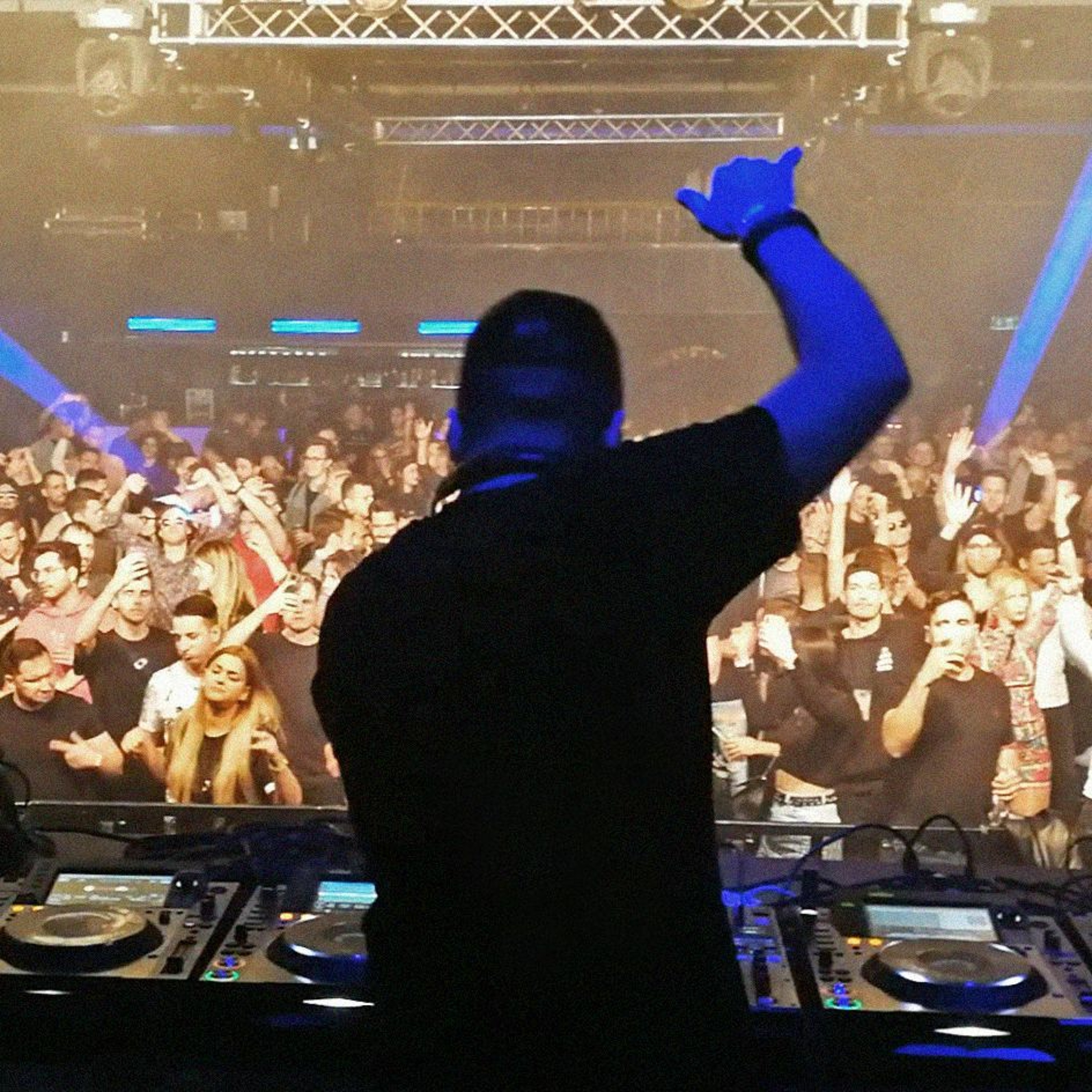 Jay Lumen live at Akvarium Klub Budapest 29-05-2021 episode artwork