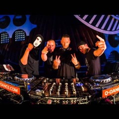 The Supreme Team @Outblast, Angerfist, Tha Playah & Evil Activities Defqon.1 2015 Black [320 Kbps]