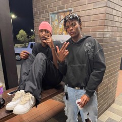 Fake.wav(feat r0xyarchive)