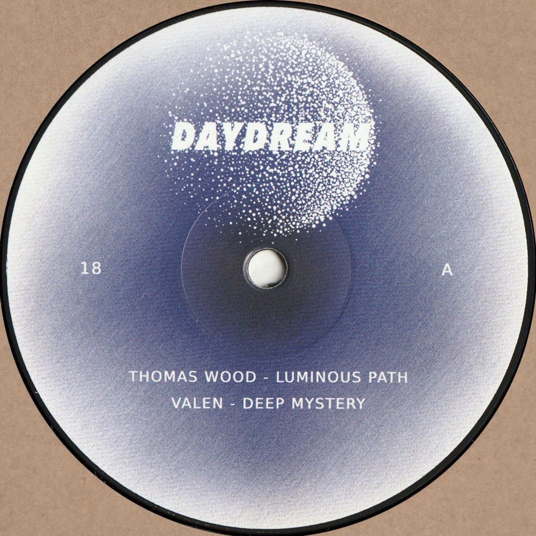 Stream Various Artists - Daydream 18 (DAYDREAM018) by Subwax