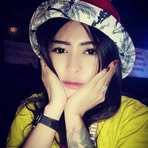 DHALY R.M.X AKU TENANG X SHA AVRIELYSCHA 2020 Preview