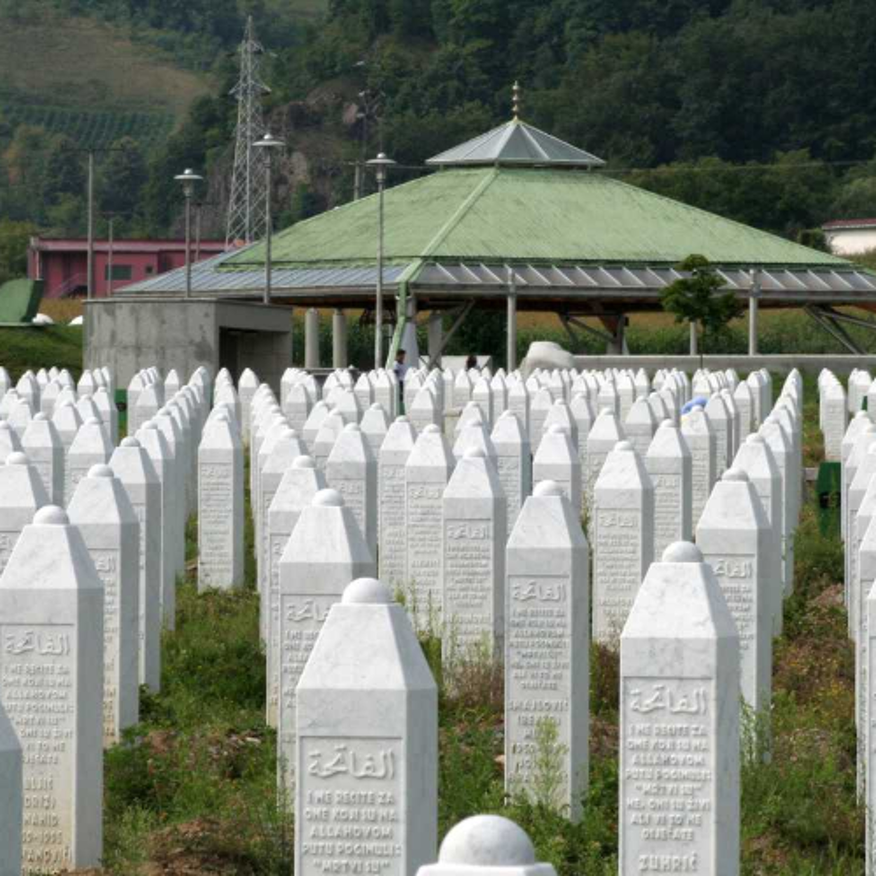 30 Jahre nach dem Massaker von Srebrenica - Eindrücke von der Gedenkfeier episode artwork