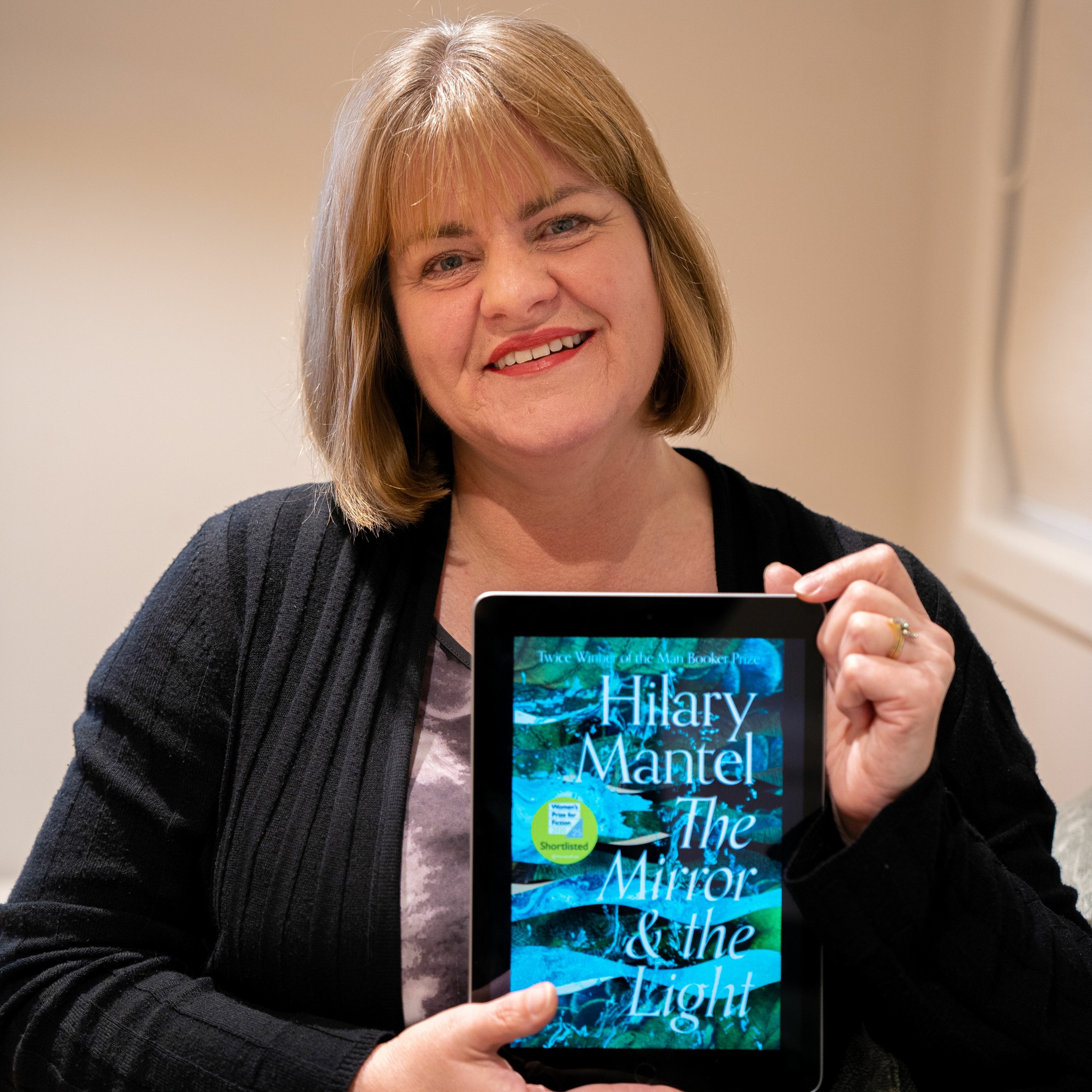 Book Bites: The Mirror and the Light by Hilary Mantel episode artwork