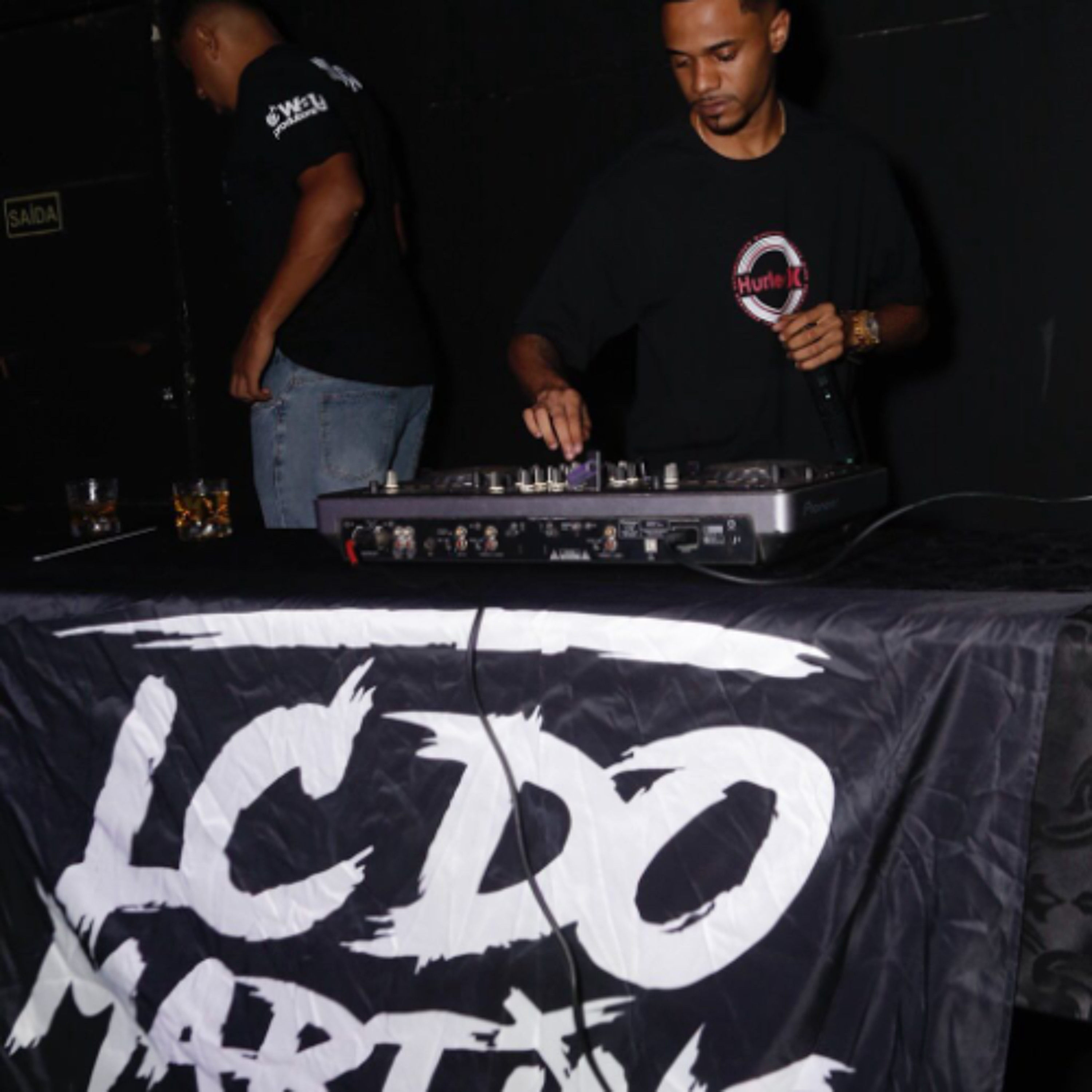OQUE QUE ELA QUER X OLHA PRA MINHA CARA NÃO [ DJ LC DO MARTNS ] episode artwork