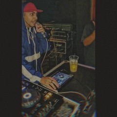 Aquecimento Pega o Beatzin do Menorzin Dançarino (( PORRADEIRO DO MEU FILHO KK ))