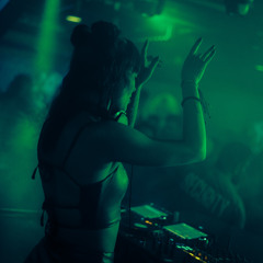 Lainey Kate: UNDERREALM GUEST MIX [TECHNO]