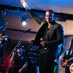 Ephrem J - Baila Conmigo (Bachata HIT) #Live