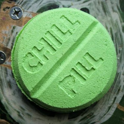 PHIL CHILLS WITH PILLS (D&B - A#min - 174bpm)