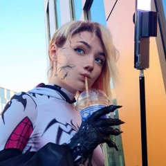 VIDEO CARRYKEY MOMO ELEVATOR CARRYKEY COSPLAY CARRYKEY DANDADAN