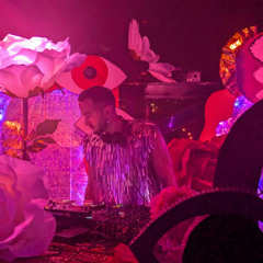 Trippin' in the Flowers @ O'tawa x Perchépolis x Isis Garden