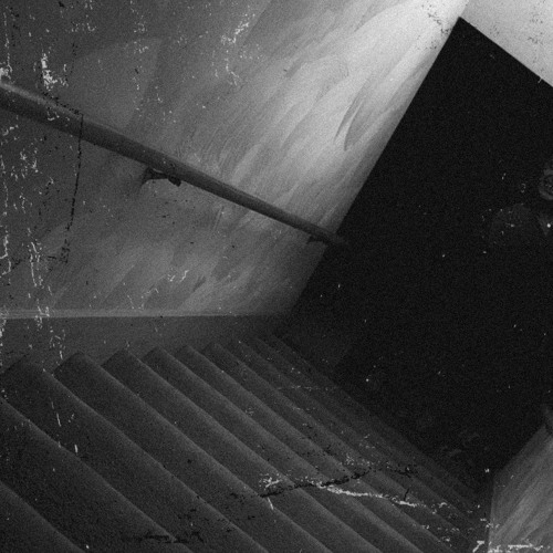 Don't Go In There! (FREE DOWNLOAD)