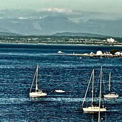 Sailing to Clinton