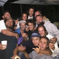 DJ SET QUARANTE QUATRE BAR