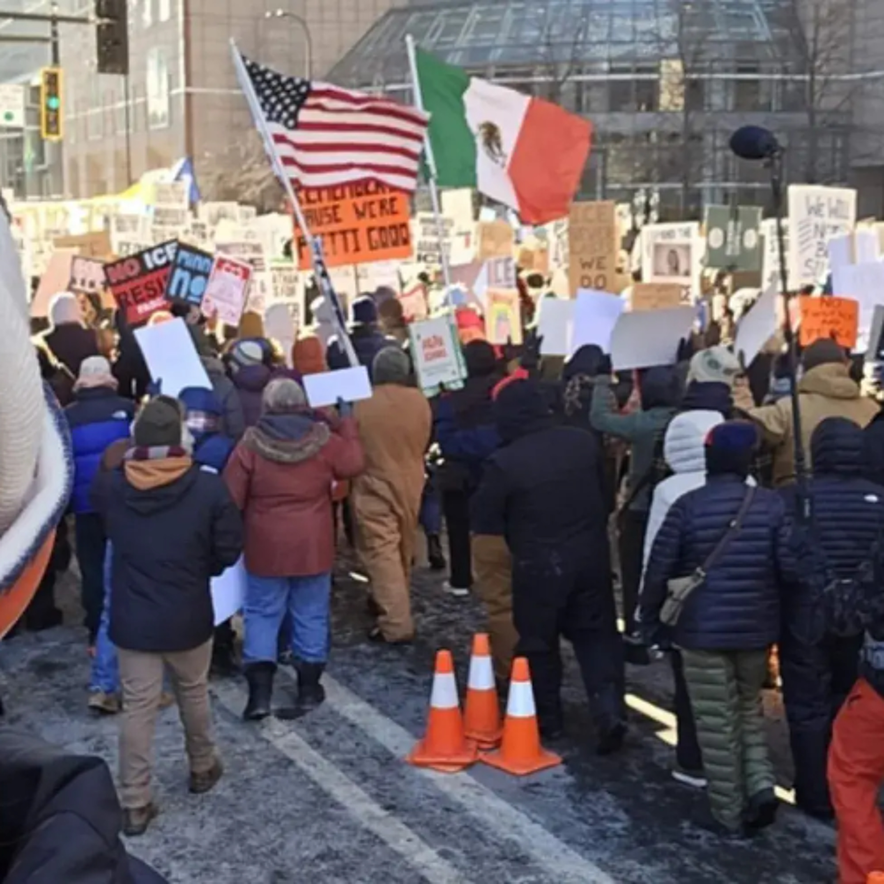 Святлана Волд. Дэжавю беларусаў: ад лукашэнкаўскага АМАПа да трампаўскага ICE