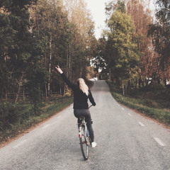 du är en liten valp säger han