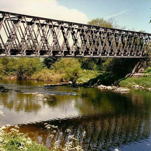 mala hierba, or waiting on an angle