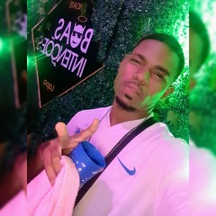 NESSE INSTANTE TUDO PASSA NA MINHA MENTE x EITA MANDRAKA CARENTE x VERSÃO FUNK RJ ( DJ JUNINHO 22 )