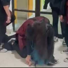 Watch Video of Girl Bullying Goes Viral