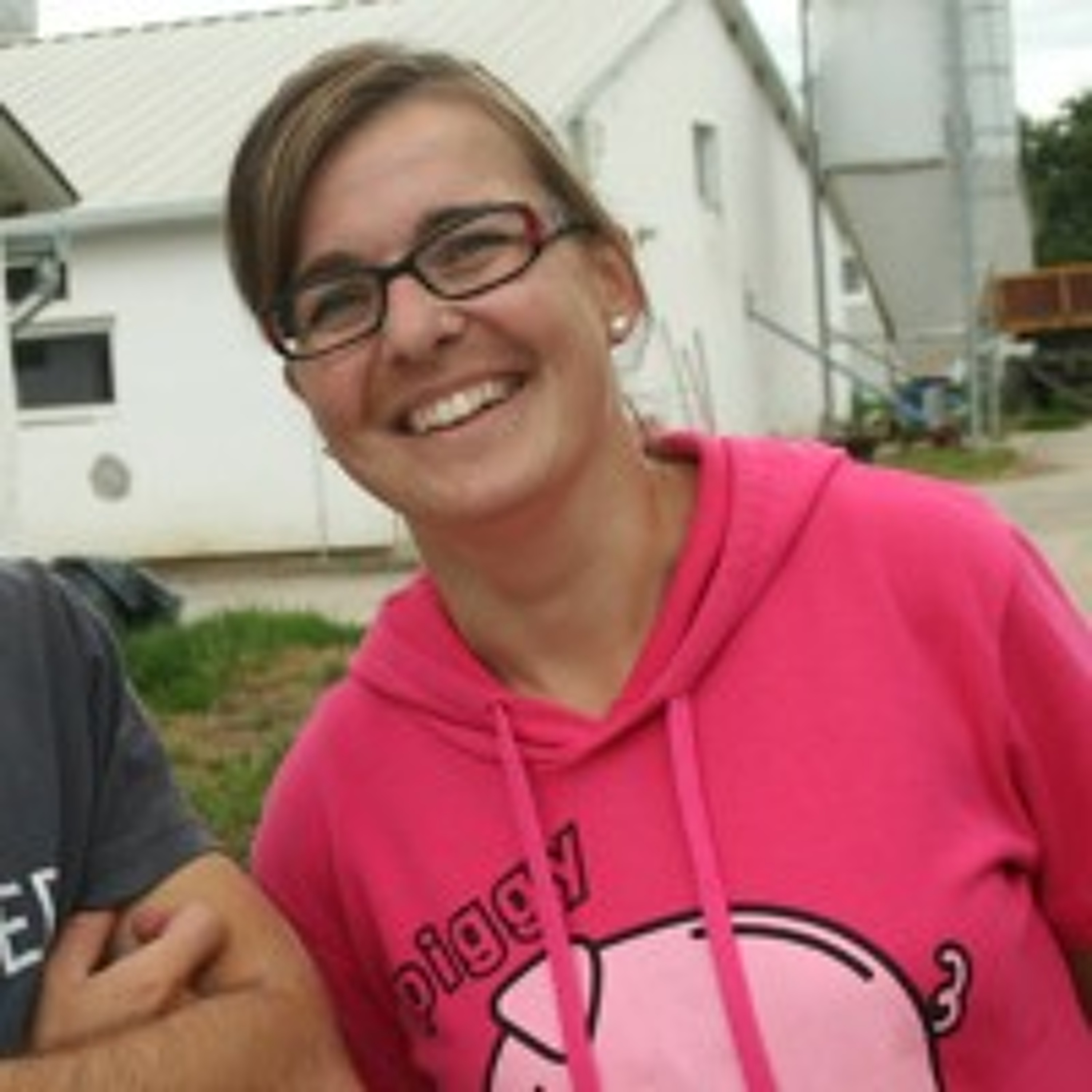 Gumicsizma és Okosteló