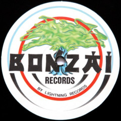 Dave Davis - Transfiguration (DSTBL Schranz Rework) [FREE DOWNLOAD]