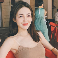 Tay Trái Chỉ Trăng - Nam Em