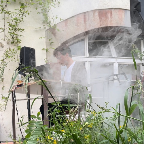 see signals sea noise podcast 3 w / Lb Honne: on signals and symbolic connections