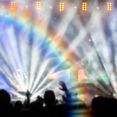 "Que Bellows Live At The Monestary"