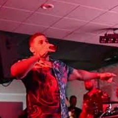 UNA ESCAPADITA LIVE FT DJU DJU V ICONS LIVE