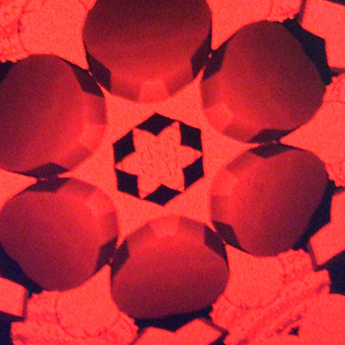 Fourtet- She Moves She (darker version)
