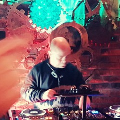 Mindbender - Lockdown Radio - December 18th 2021.wav