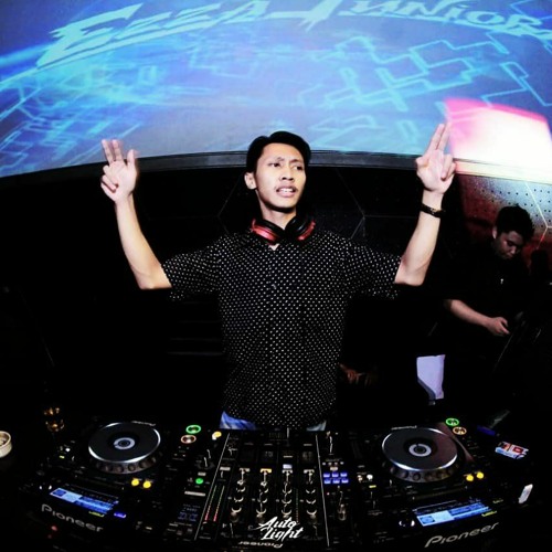 IKLIM - BUKAN AKU TAK CINTA 2020 [ EZZA JUNIOR ] PRIVATE