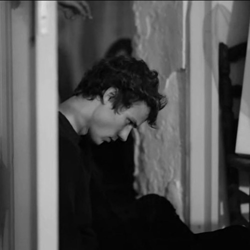 كليوم افكر بيك والله ماناسيك