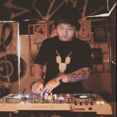 BụiHutsKorClubVOl2.WAV
