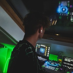 Harte GEFÜHLE die ich nur mit TECHNO spüre