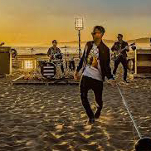 I aint worried. Onerepublic - i ain't worried. One republic i ain t. One republic i ain t. Onerepublic i ain't worried обложка.