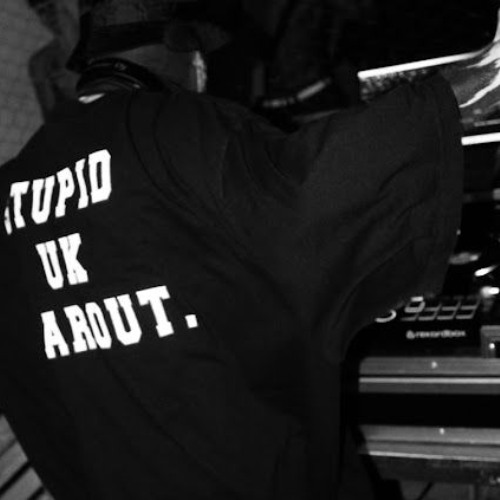 ¿WHØ? AM I <> I AM ¿WHØ? {HE&M02}