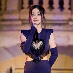HELLO VIETNAM - HƯƠNG TRÀM live at RIVER FLOWS IN YOU