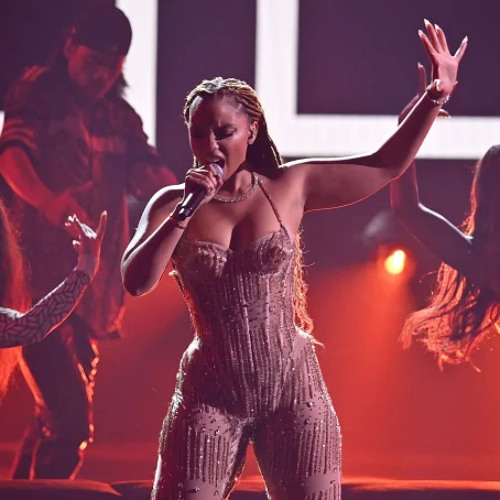 CHLÖE - Good Kisser (Live at the 2024 BET Awards)
