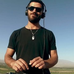 Araik Hakobian Live At Ararat For Cafe De Anatolia