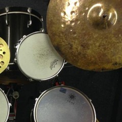 Happenin composition with Ollie and Co.